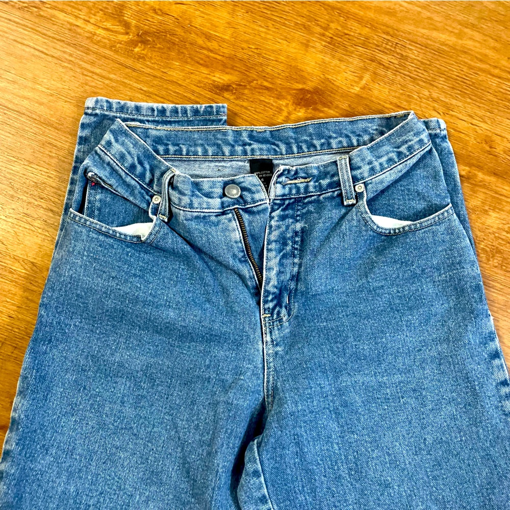 Vintage New York and company jeans. Very loved but super cute!